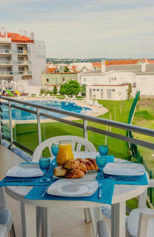 Alojamentos Campo & Mar-T2 Com Piscina Сан-Мартинью-ду-Порту Экстерьер фото